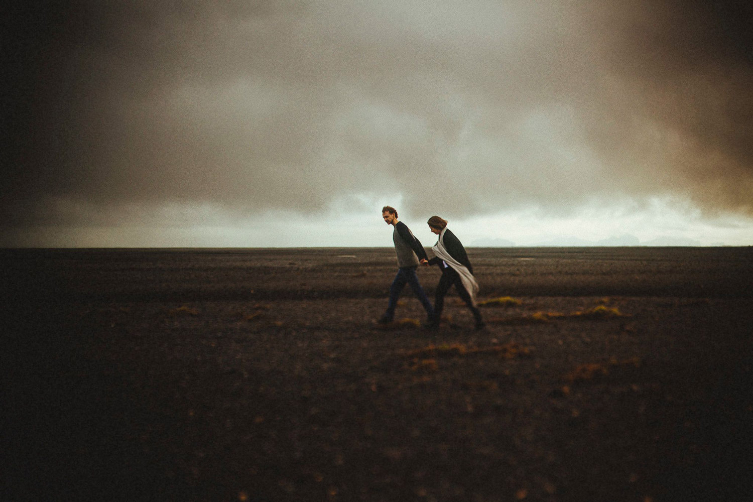 iceland engagement session