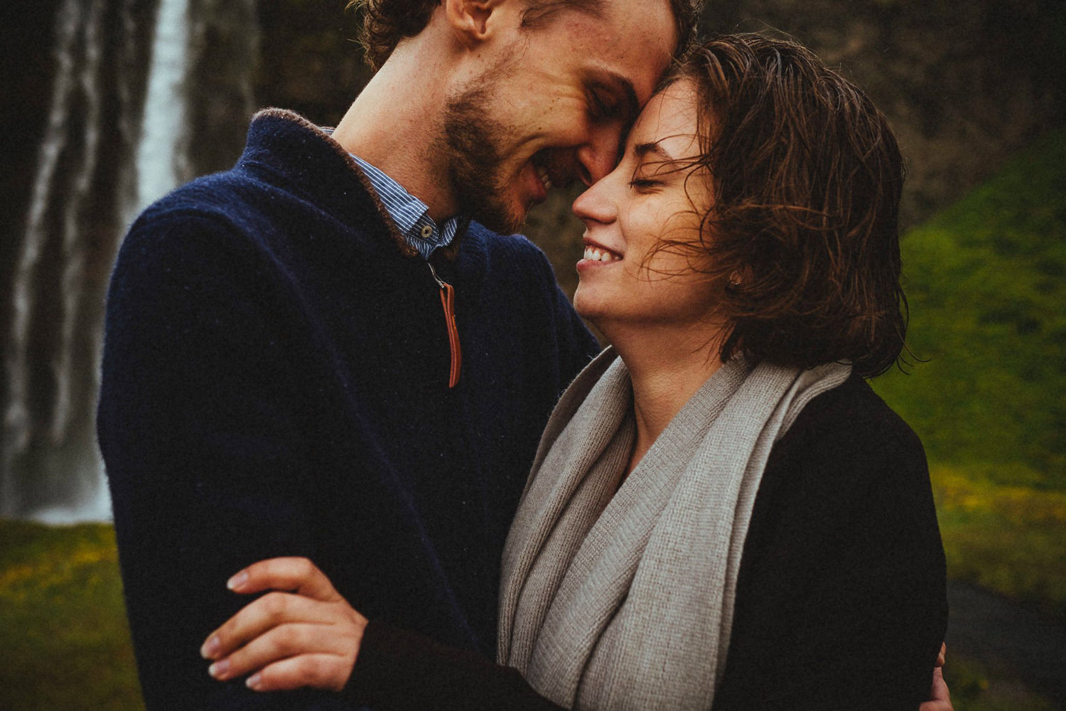 iceland engagement session